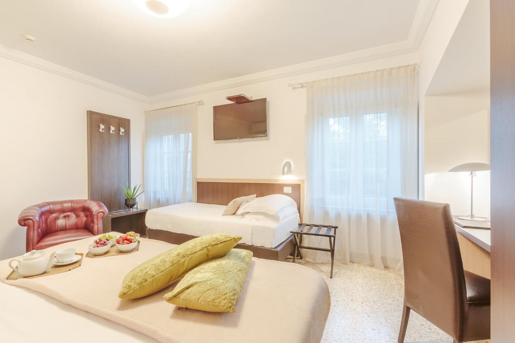 Hotel Hambros - Il Parco In Banchieri Lucca