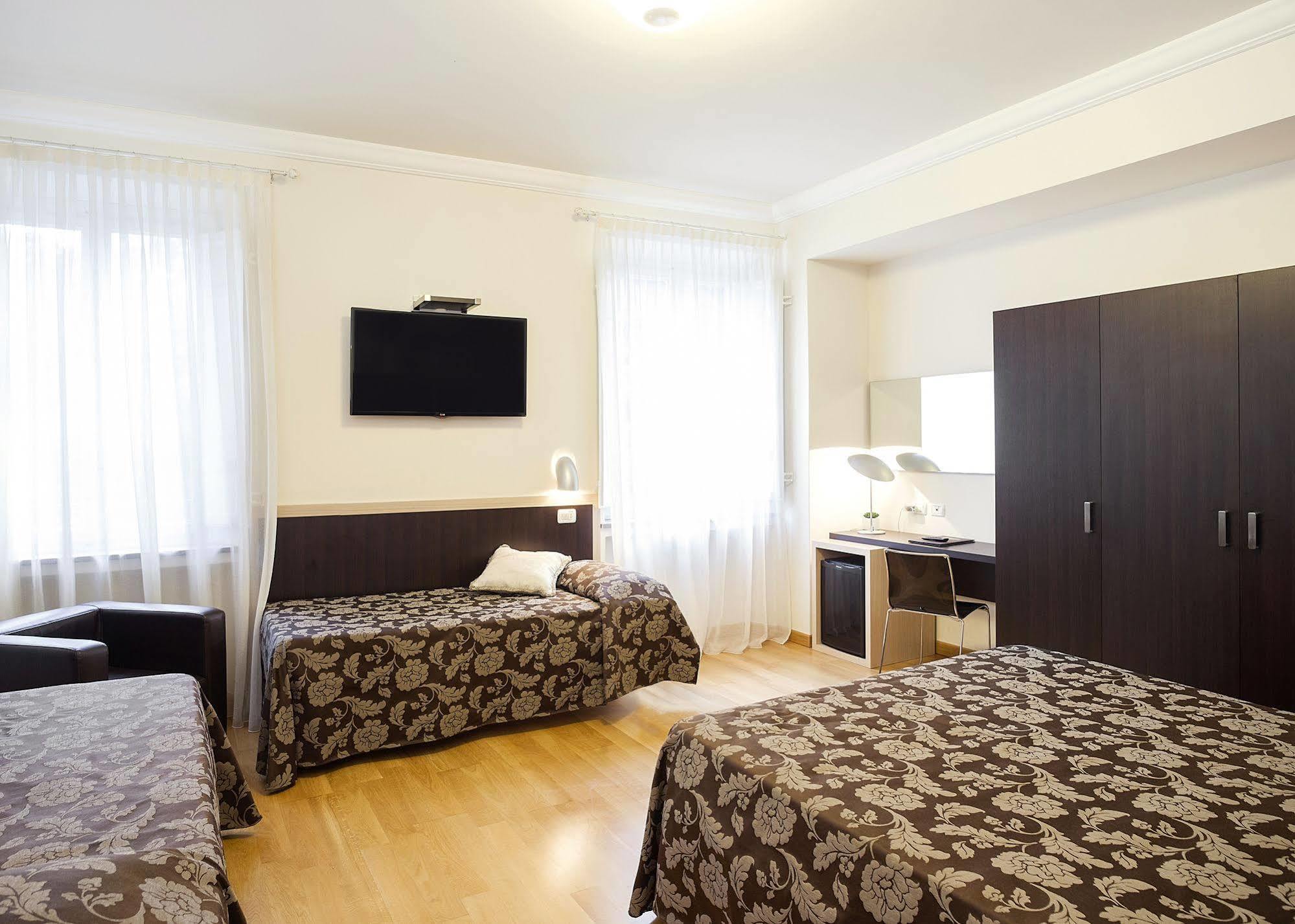 Hotel Hambros - Il Parco In Banchieri